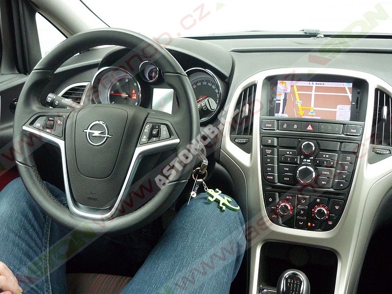 opel astra j autoradio parkovaci